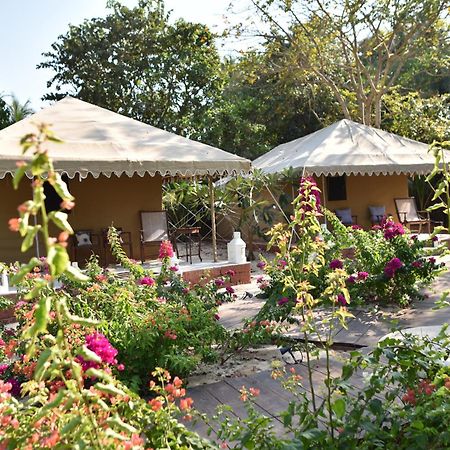 Saffronstays Stella Maris - Luxury Beach Front Villa Near Redi Beach Querim Екстер'єр фото