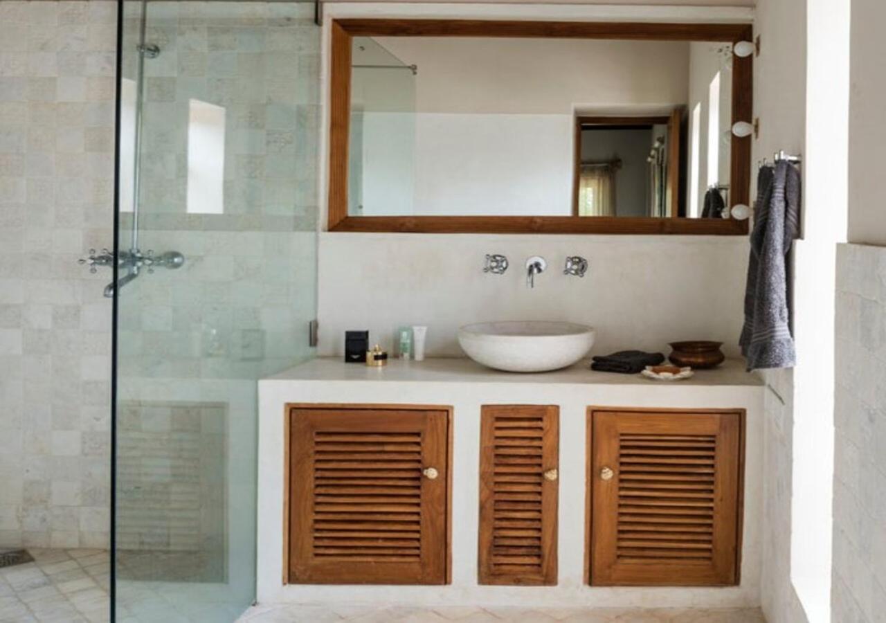 Saffronstays Stella Maris - Luxury Beach Front Villa Near Redi Beach Querim Екстер'єр фото